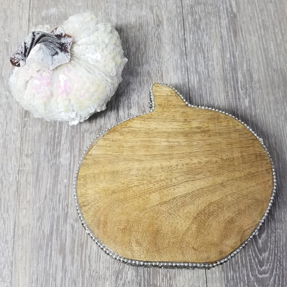 Sparkly Fall decor - Picture 8 of 9